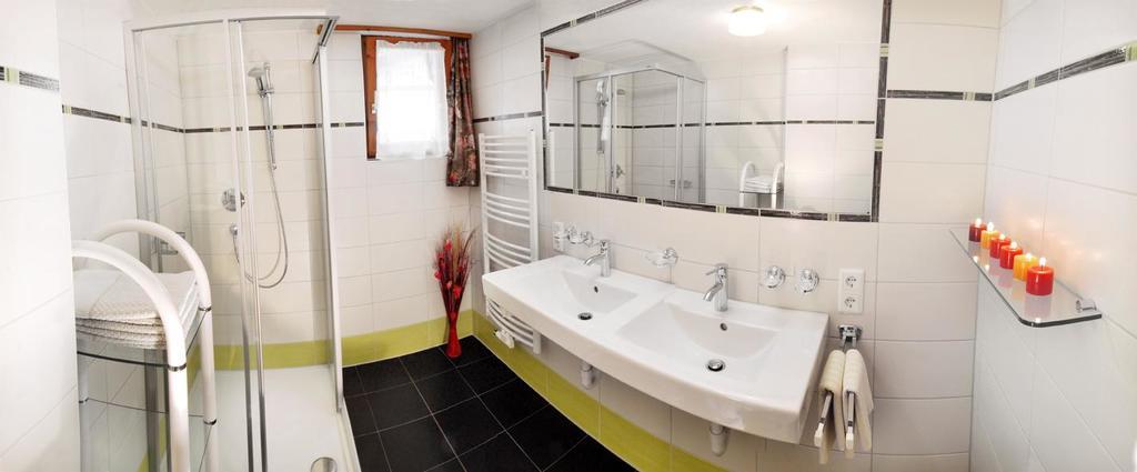 Gaestehaus Bergruh Tux Ruang foto
